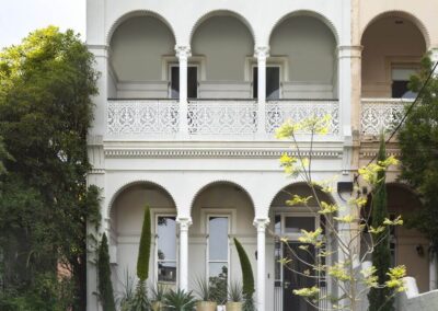 Armadale Layered escape